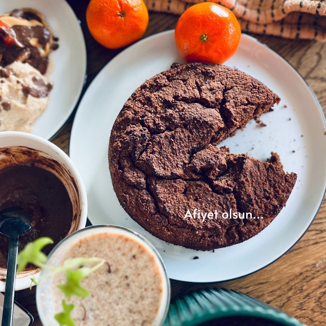 Fındıklı Bademli Kakaolu Kek Toz Karışımı 340 Gr. (6 Kişilik)